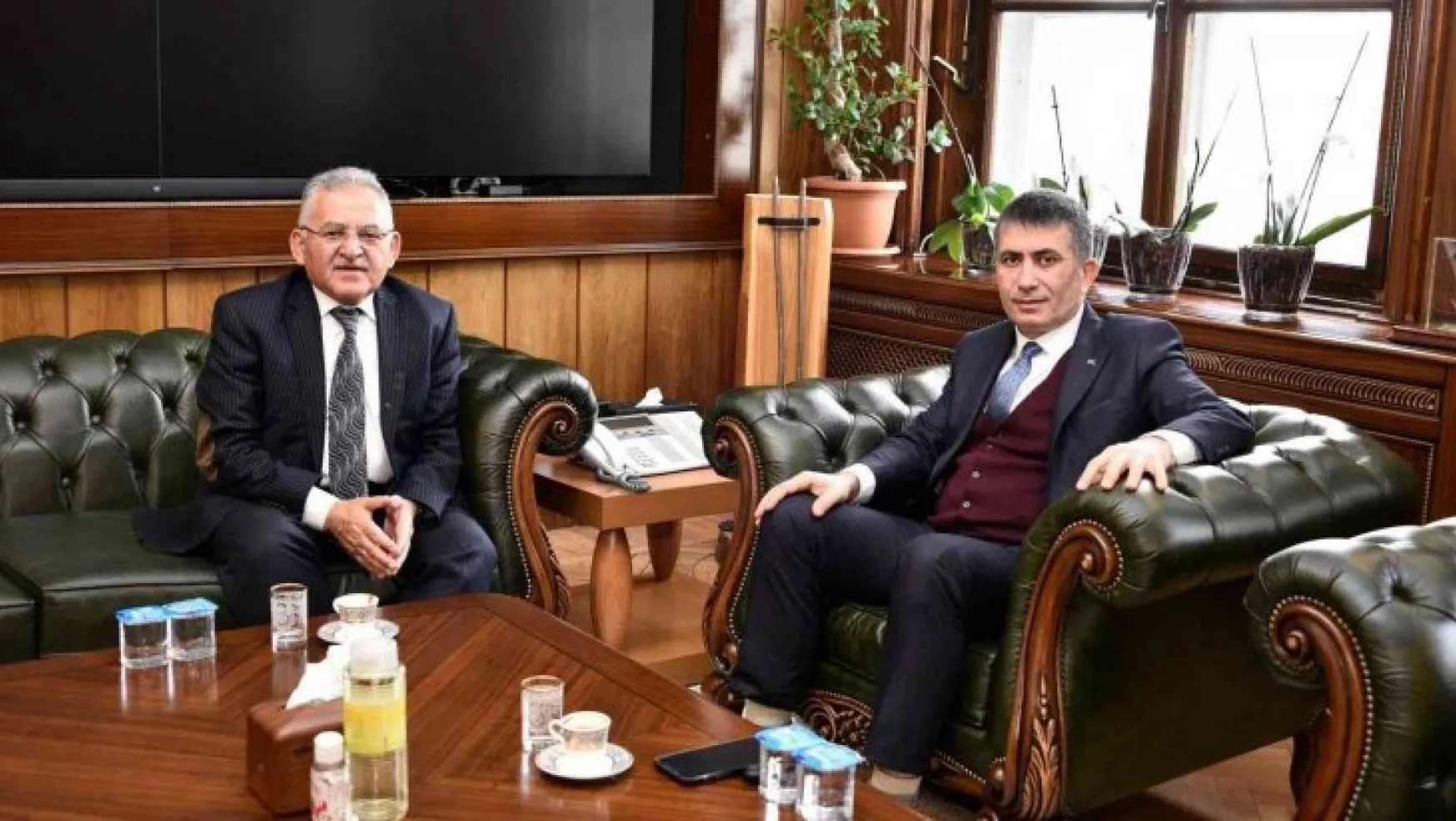 Başkan Büyükkılıç'ın Ankara temasları