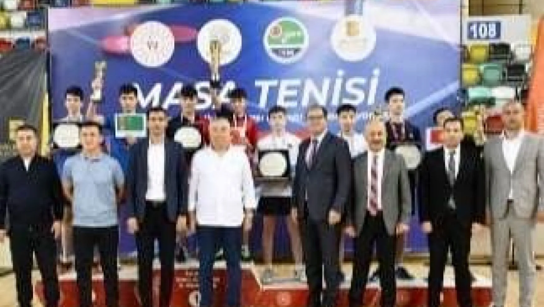 Başkan Çolakbayrakdar: 'Sporcularımızla dünya şampiyonluklarına yelken açıyoruz'