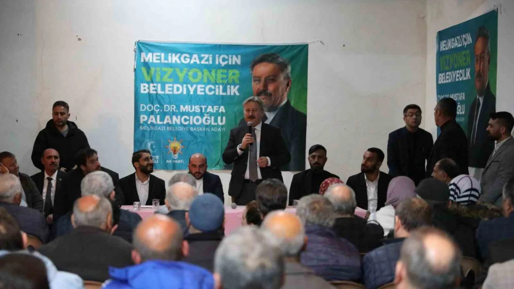 Başkan Palancıoğlu, 5 yılda yaptığı hizmetleri Battalgazi Mahalle halkı ile paylaştı