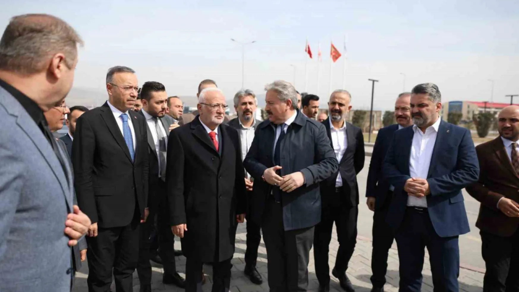 Başkan Palancıoğlu, Serbest Bölge'de fabrikaları ziyaret etti