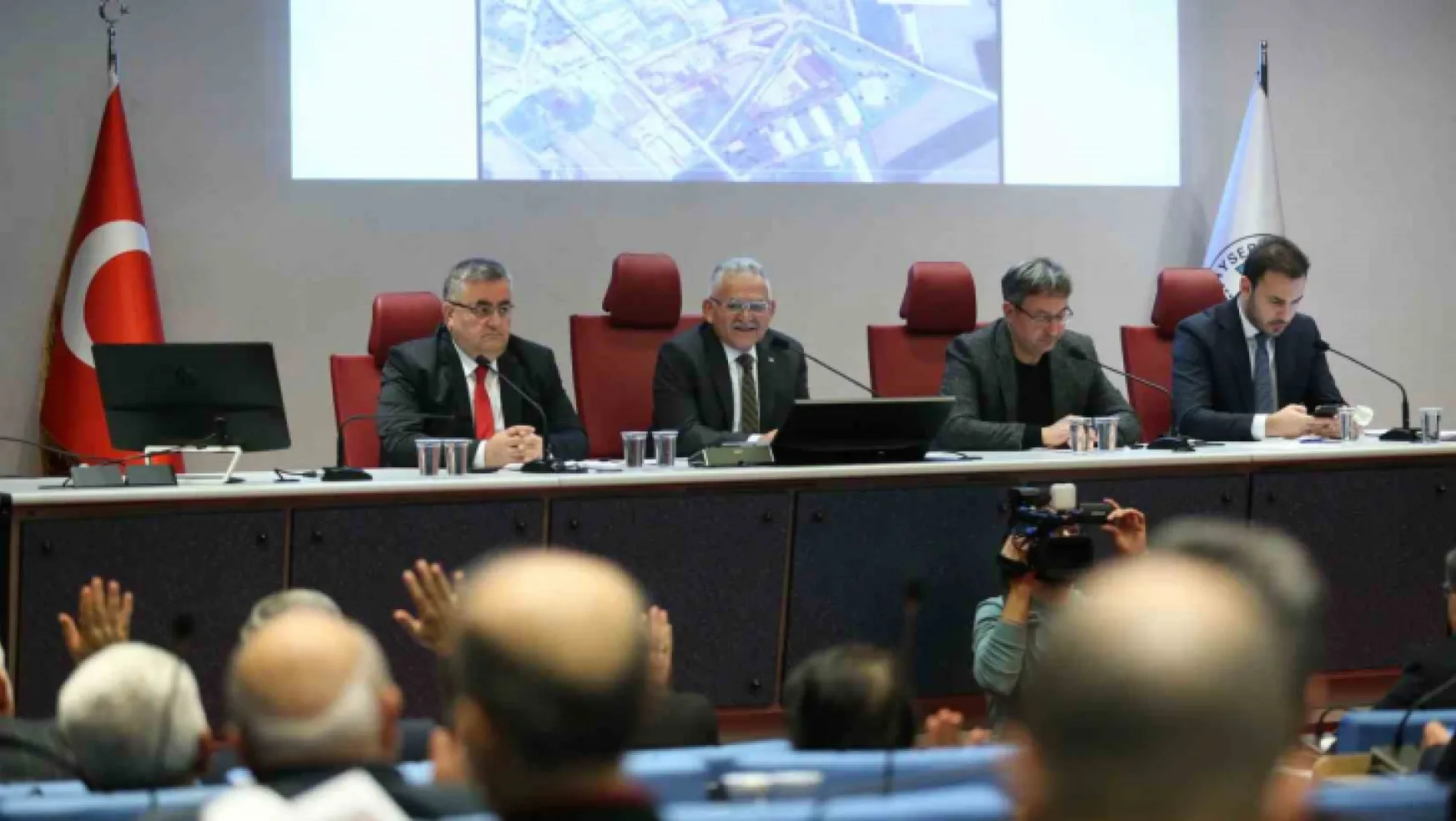 Büyükşehir Belediye Meclisinde 72 madde karara bağlandı