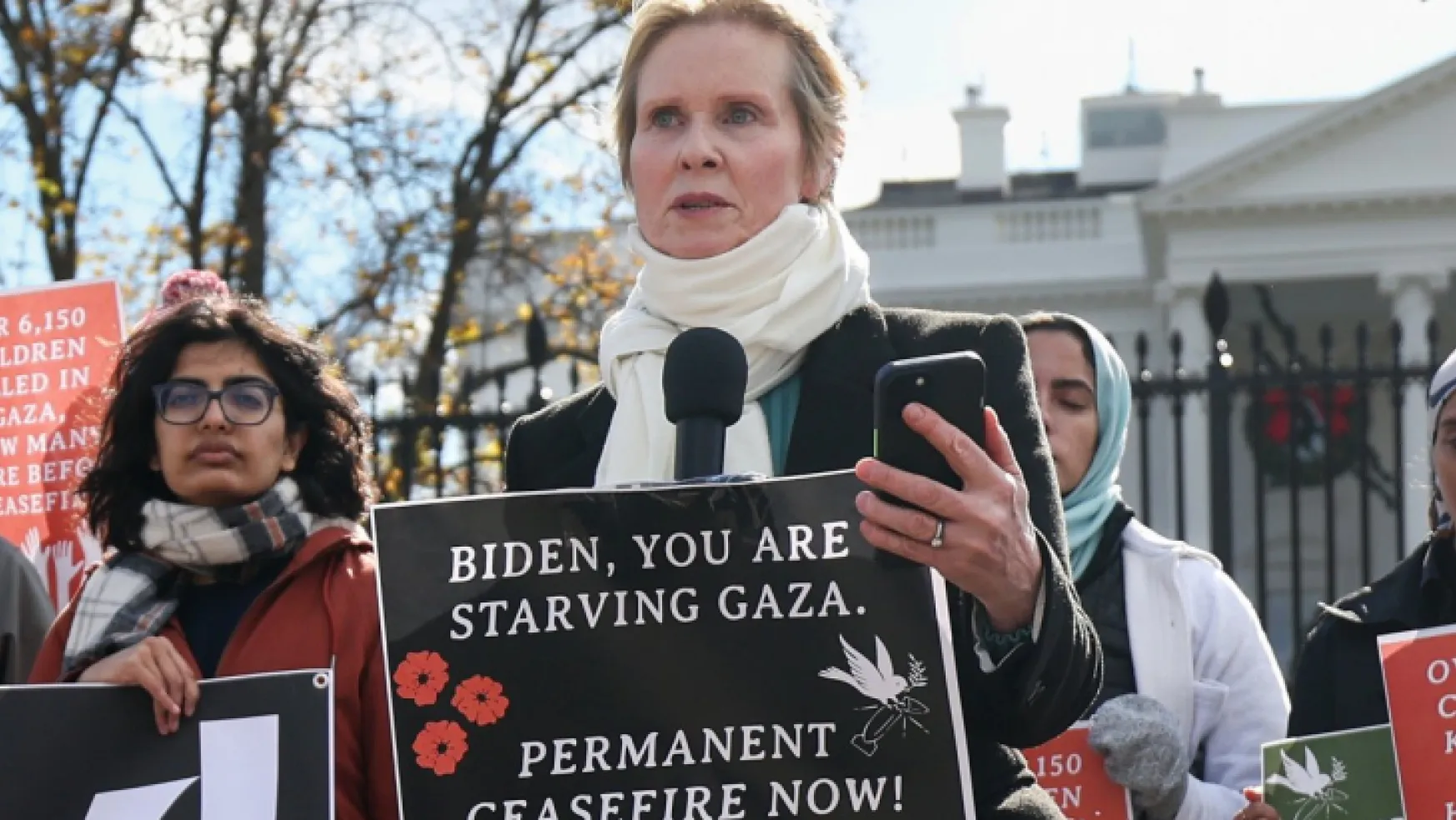 Hollywood yıldızı Beyaz Saray önünde Gazze için açlık grevine başladı