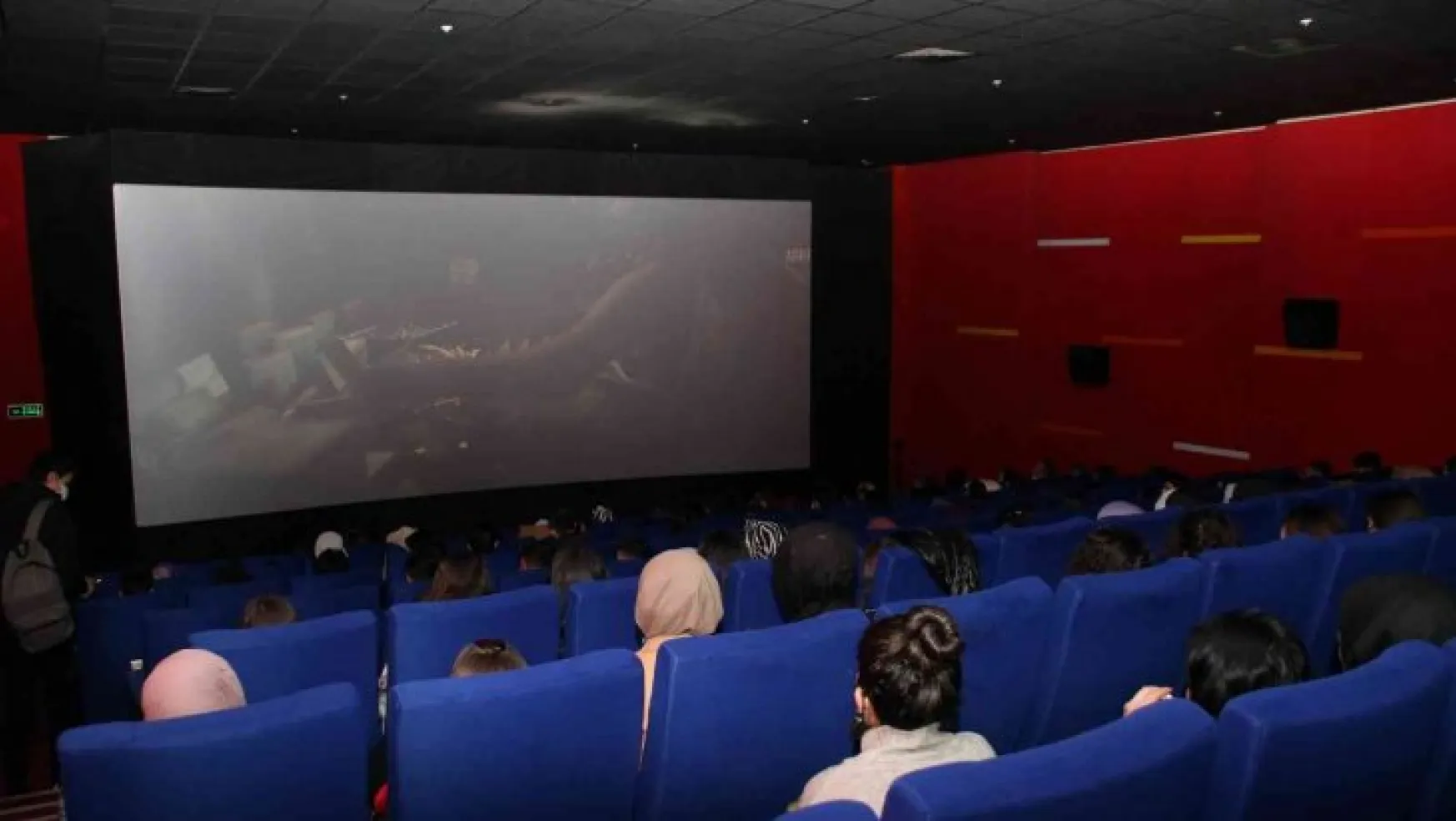 KAYMEK kursiyerleri 'Kesişme: İyi ki Varsın Eren' filmini izledi