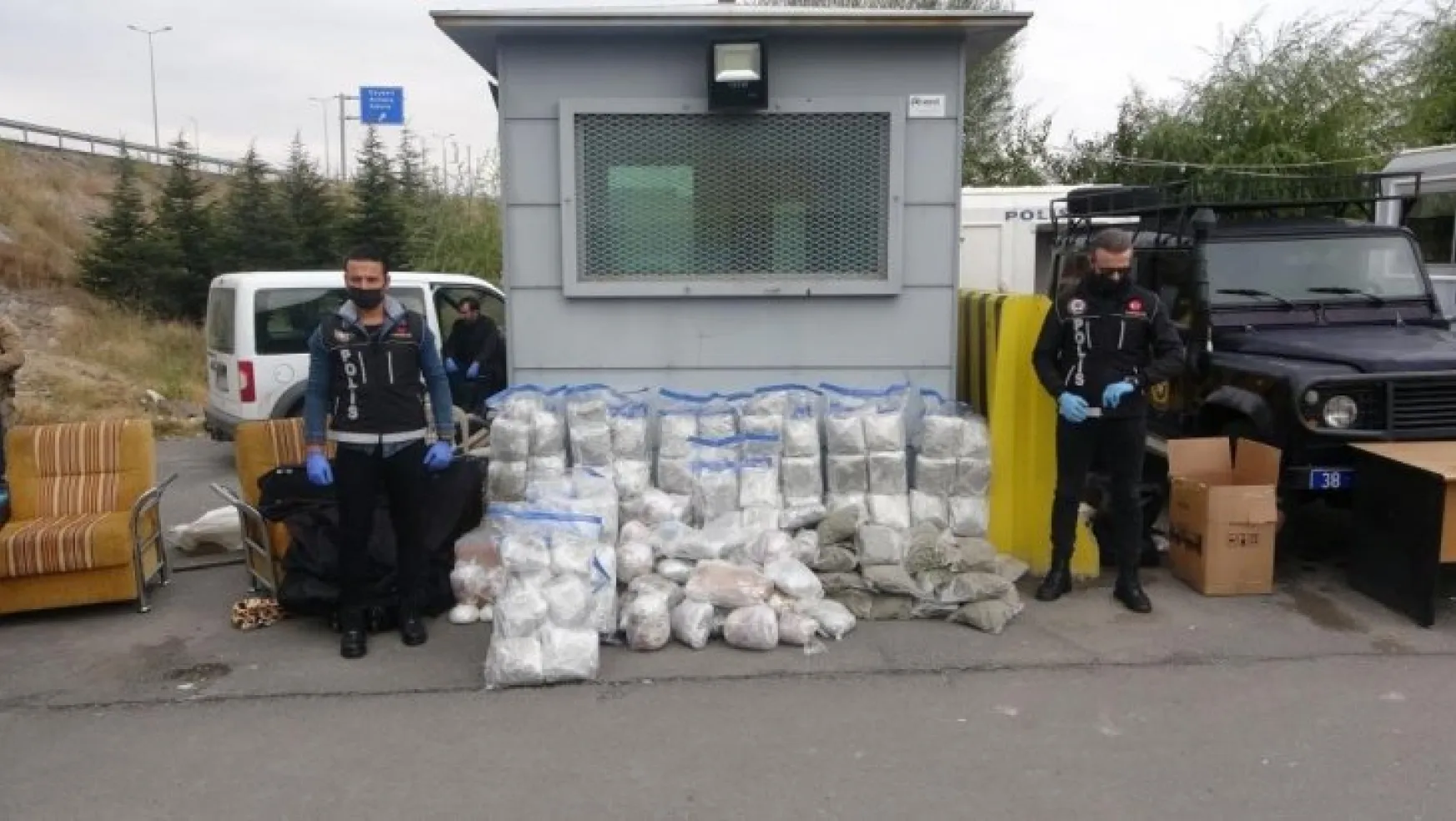 Kayseri'de 2021 yılında 668 şahsa uyuşturucudan işlem yapıldı, 464'ü tutuklandı