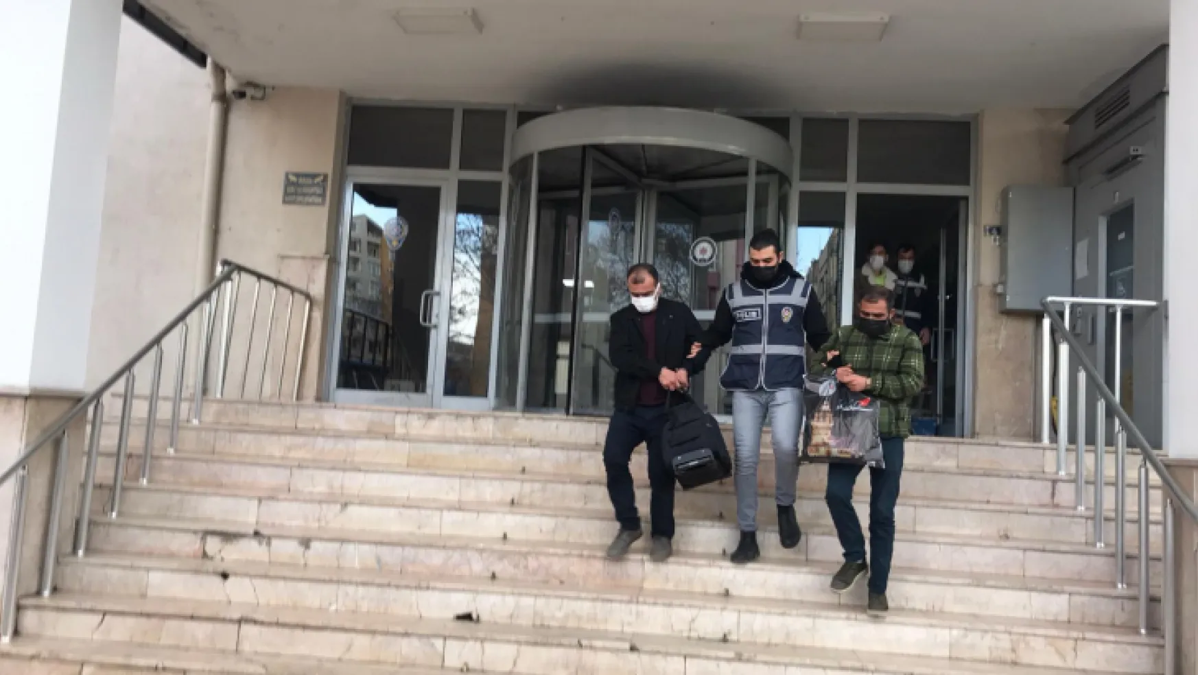 Kayseri'de aranan 8 kişi tutuklandı