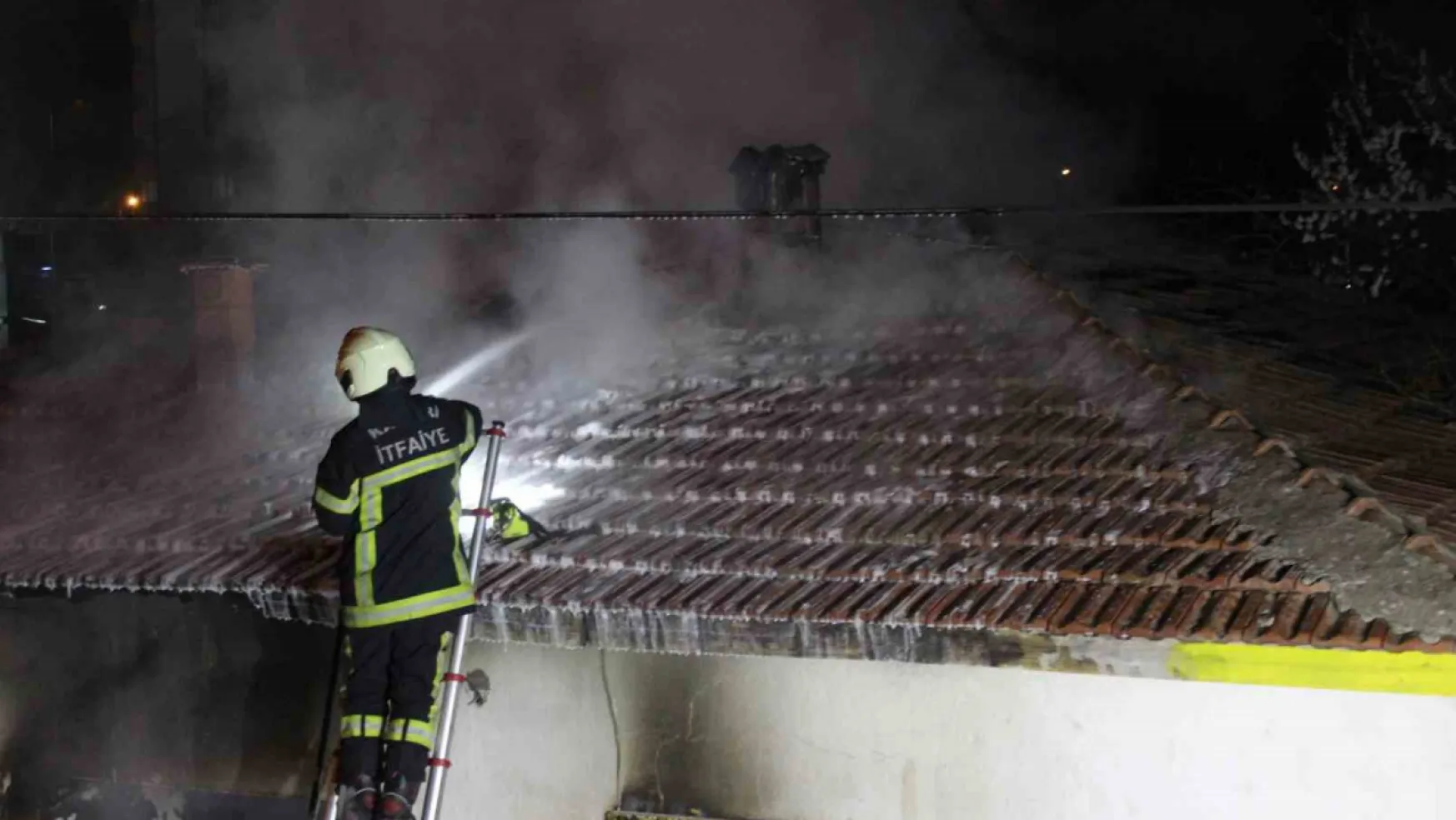 Kayseri'de müstakil evde çıkan yangın korkuttu