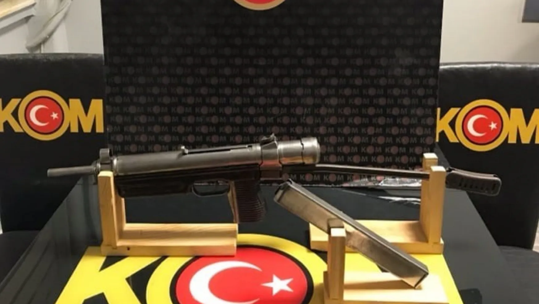 Kayseri'de nadir bulunan otomatik tabanca ele geçirildi