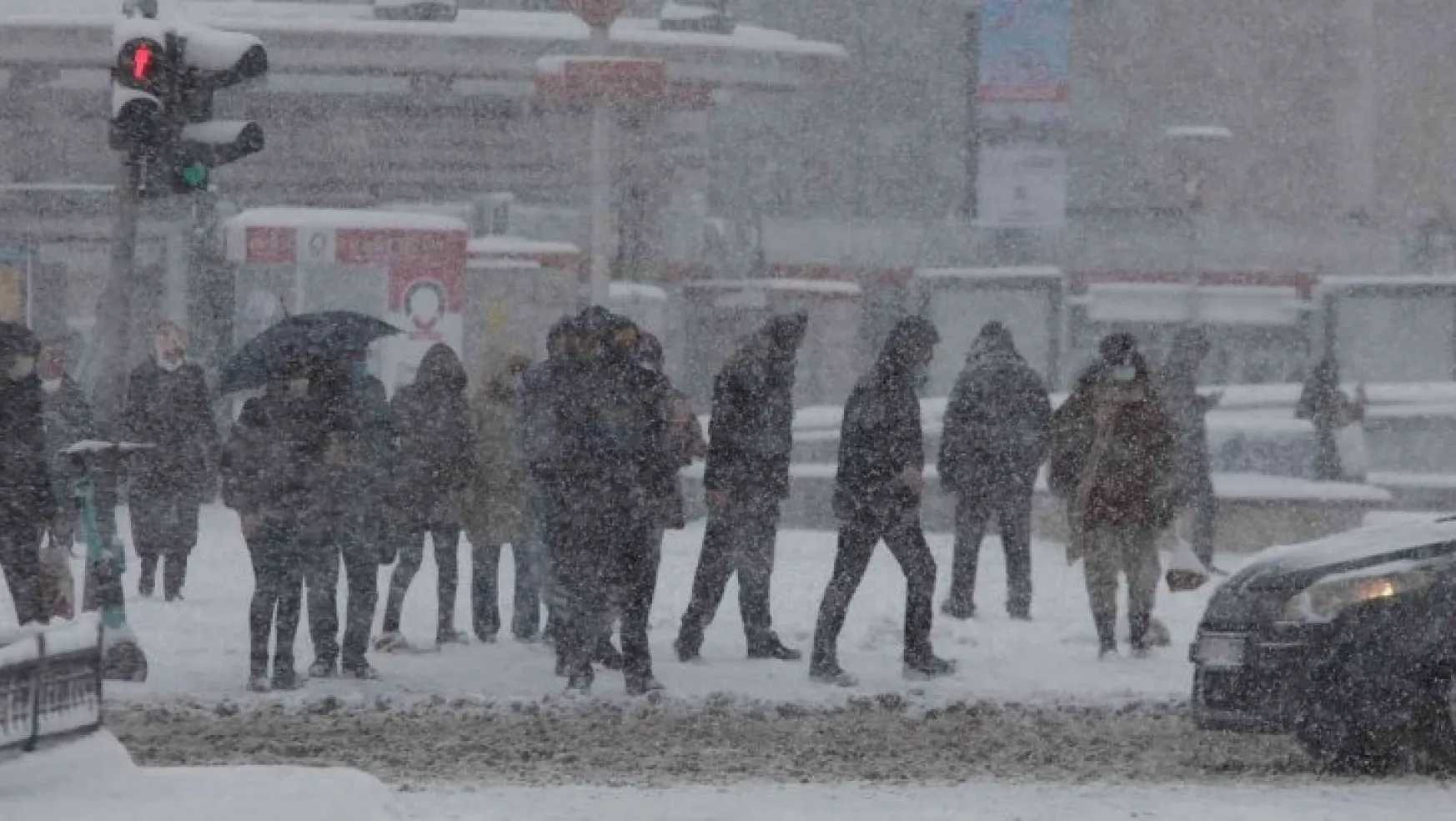 Kayseri'de son 22 yılın en yoğun 'Mart karı'