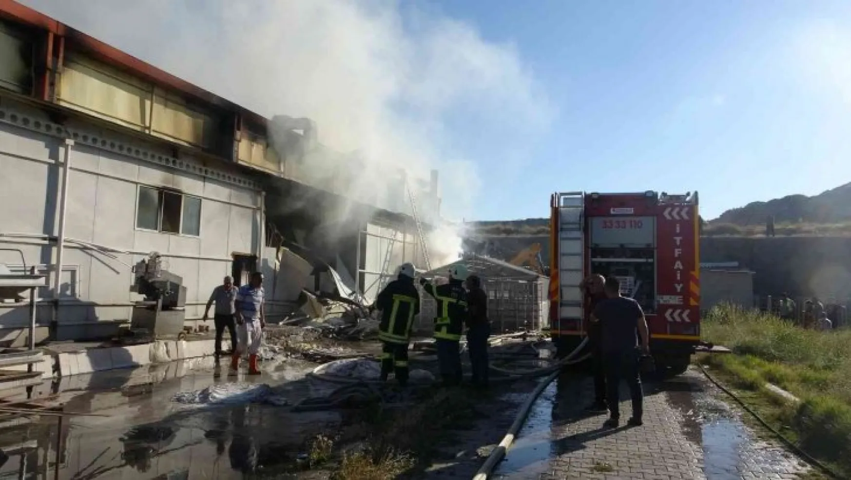 Kayseri'de sucuk üretim fabrikasında yangın