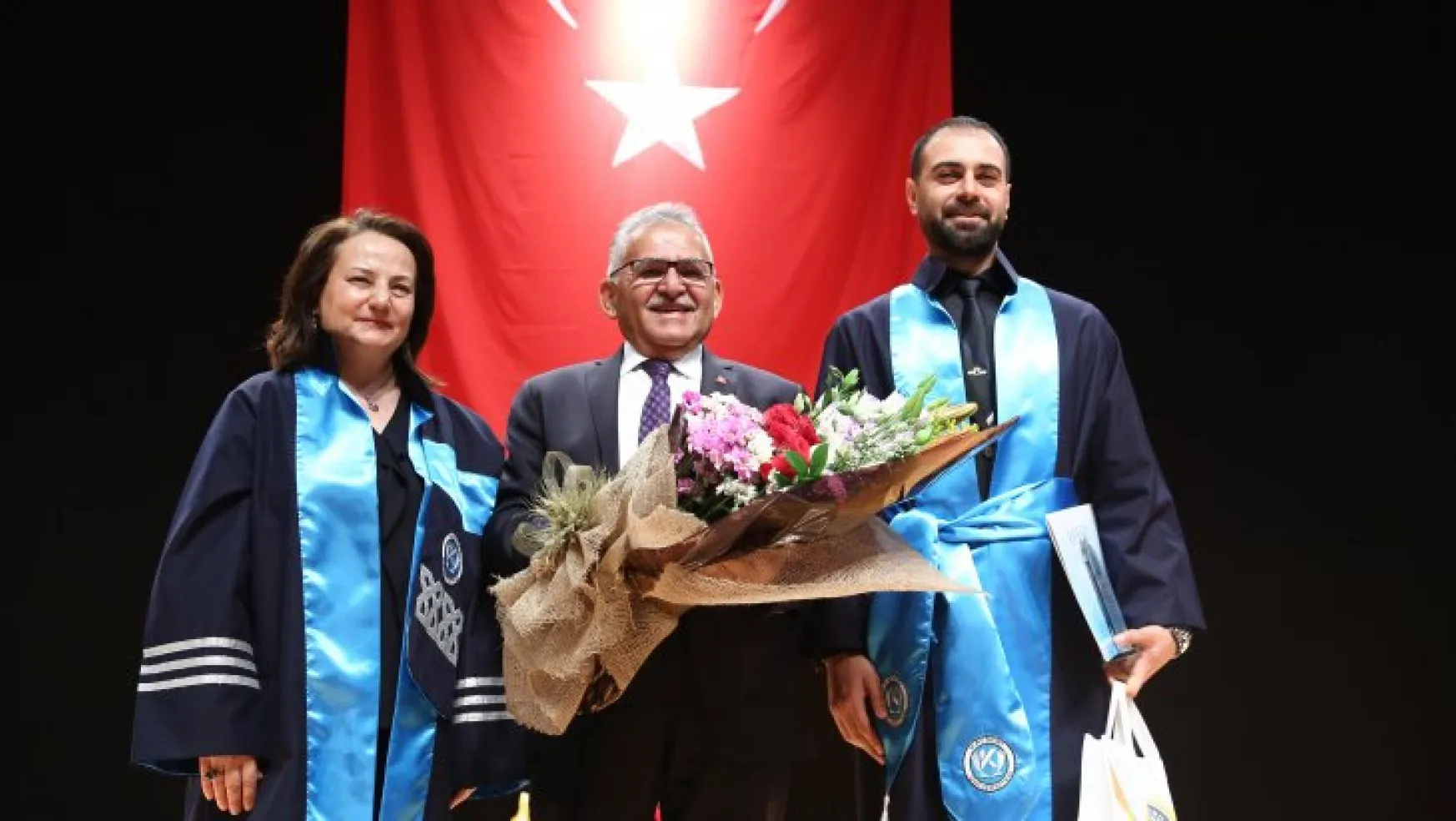 Kayseri Üniversitesi ilk mezunlarını verdi