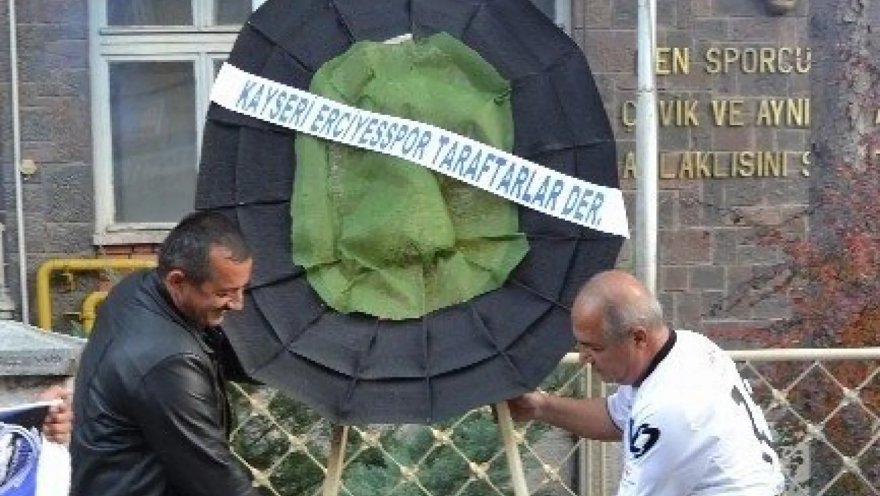 Kayseri Erciyesspor Taraftarlar Derneği, Tff'yi Protesto Etti 