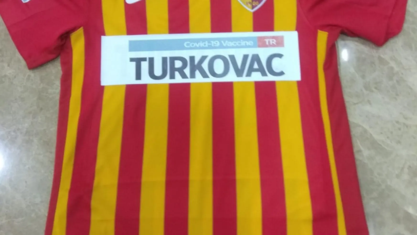 Kayserispor, Altay maçına önünde Turkovac yazılı formayla çıkacak