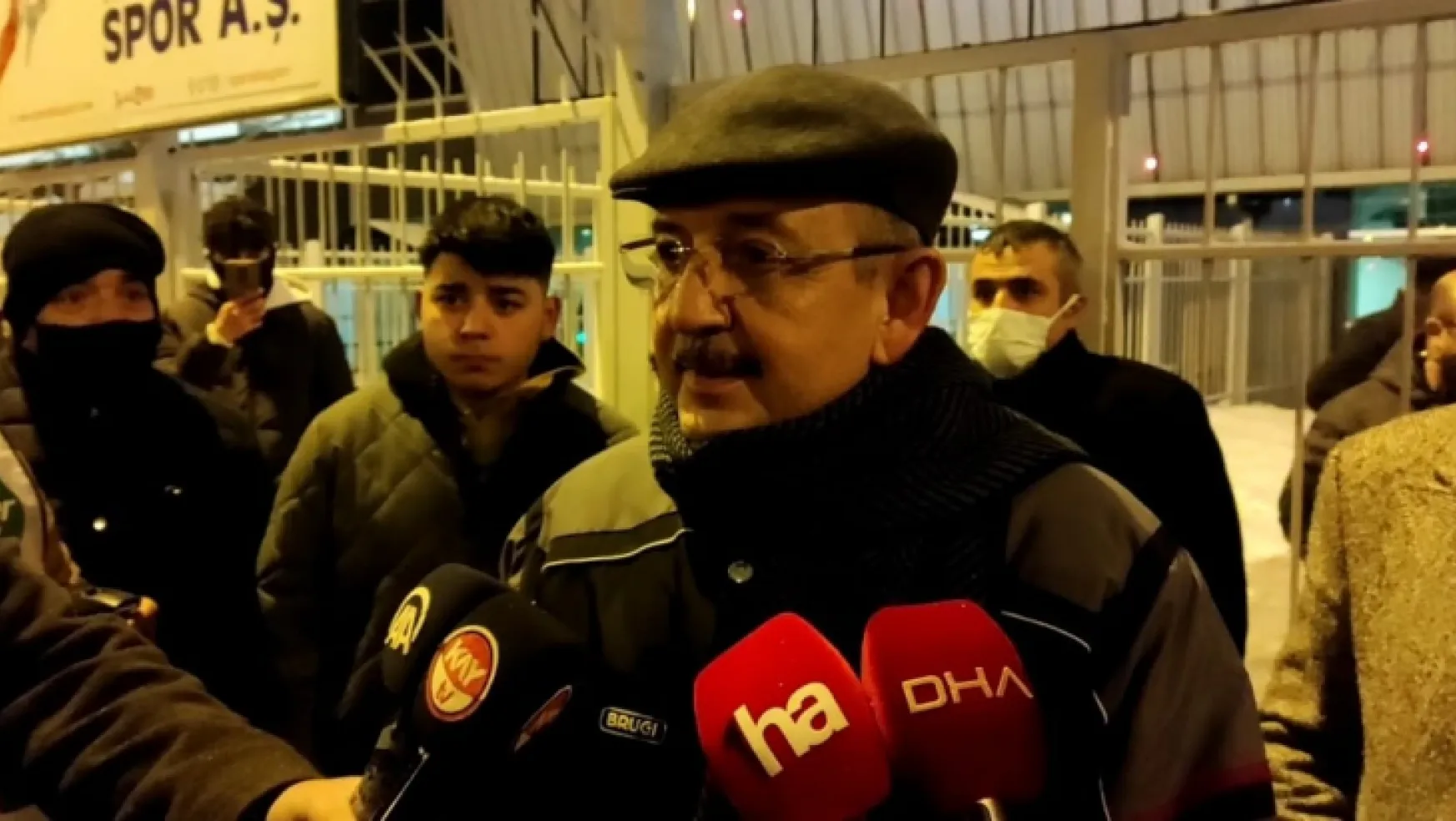 Kayserispor Onursal Başkanı Mehmet Özhaseki: 'Çok keyifli bir maç izledik'