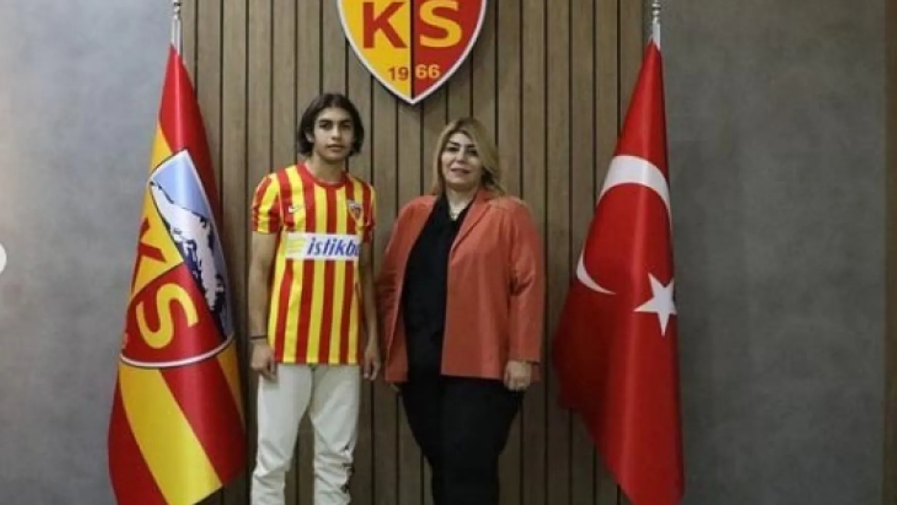 Kayserisporlu genç futbolcu Hayrullah Erkip: 'Hayalimi gerçekleştirdim'