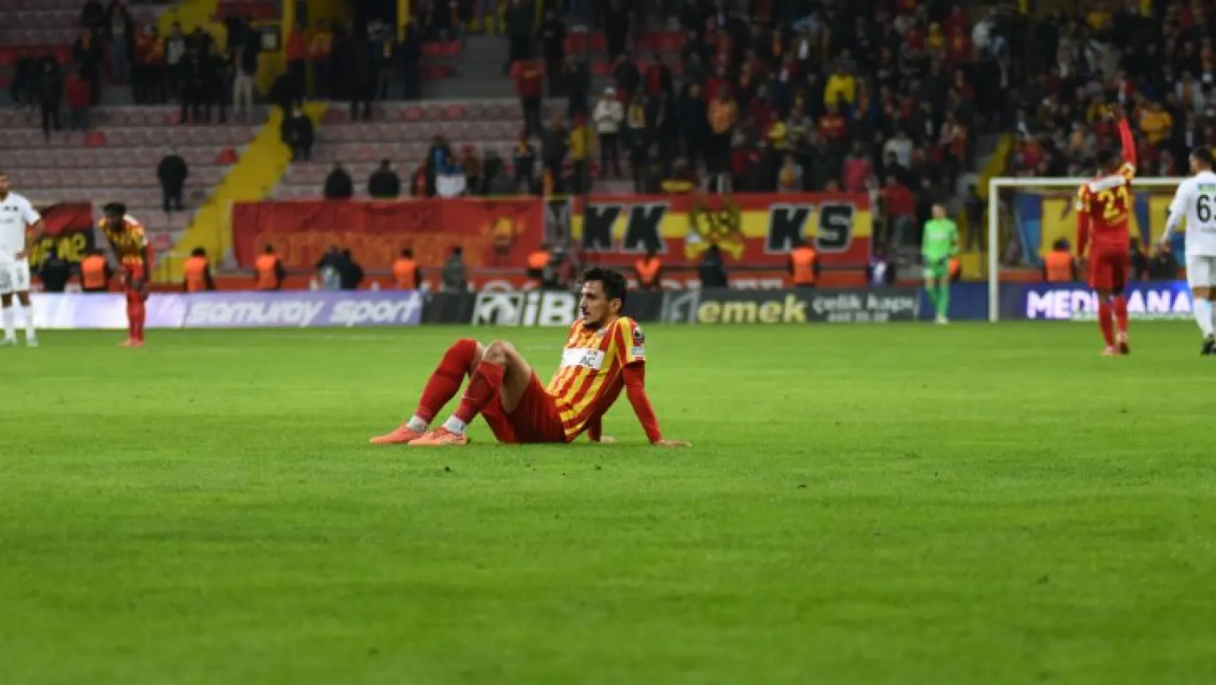 Kayserisporlu Mustafa Pektemek 4 hafta sahalardan uzak kalacak