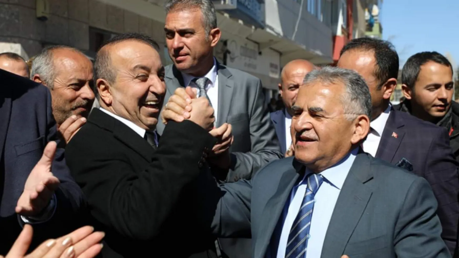 MHP, 4 İlçenin Belediye Başkan Adayını Açıkladı