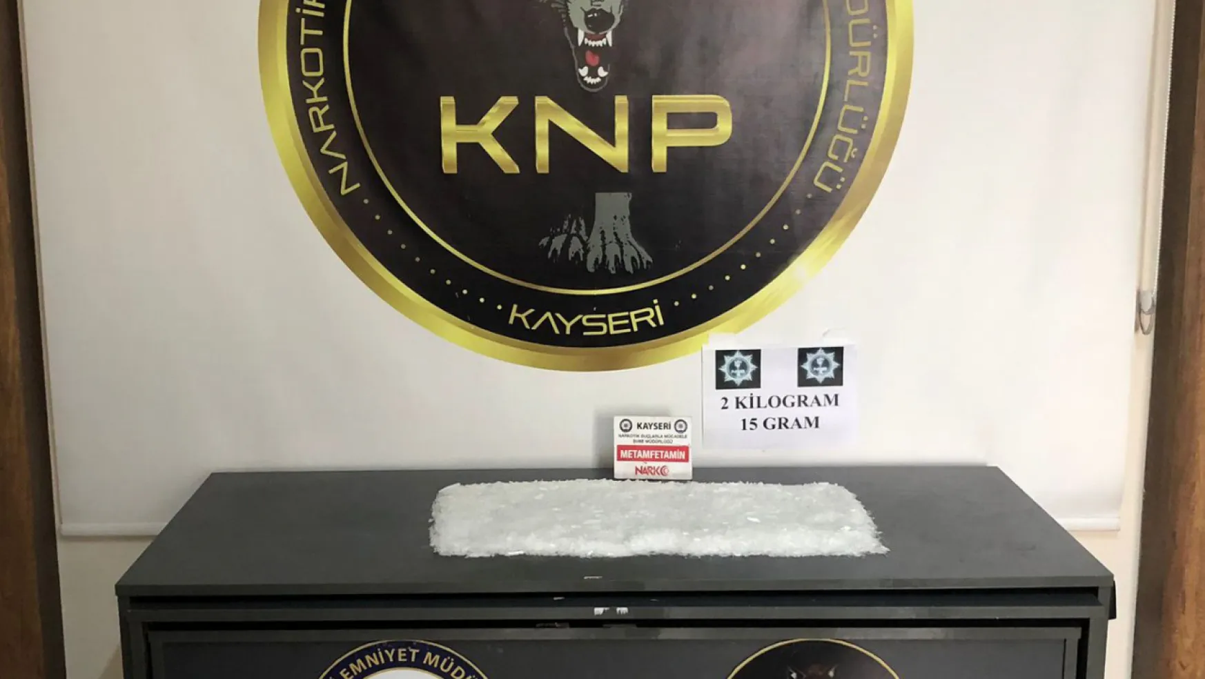 Narkotik ekipleri 2 kilo 15 gram uyuşturucu madde ele geçirdi
