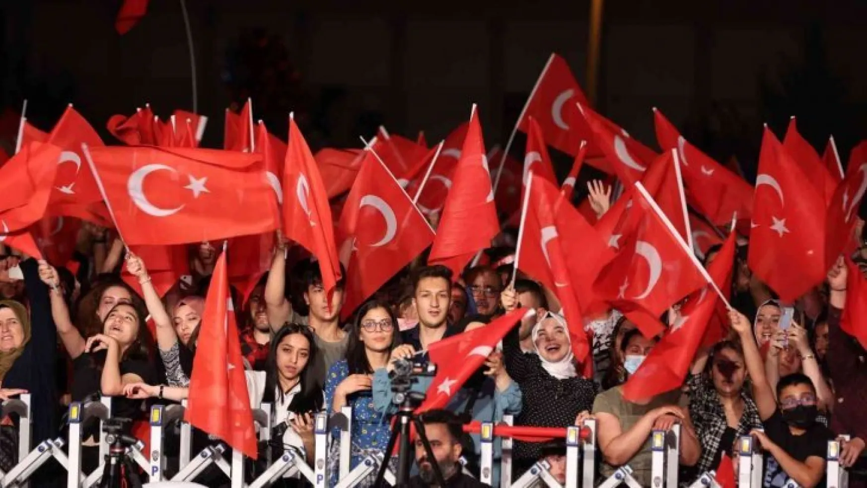 Nevşehir  '15 Temmuzu unutmadı, unutmayacak'
