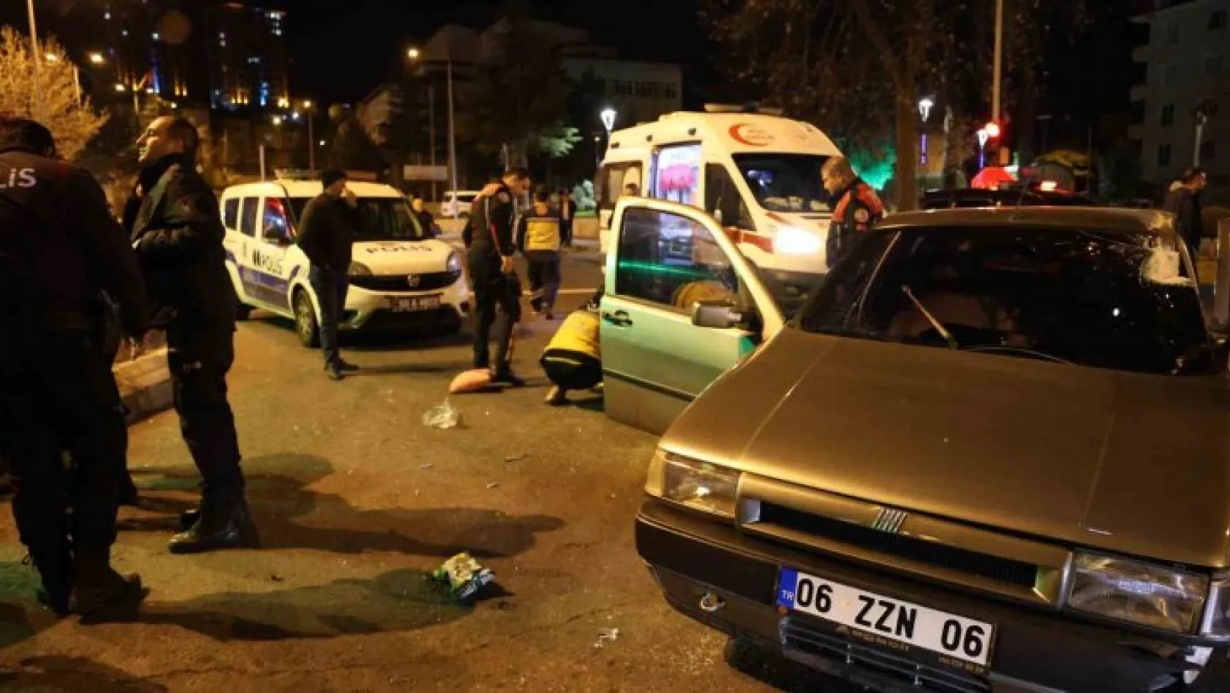 Polisin 'dur' ihtarına uymayıp kaçan araç takla attı: 3 yaralı