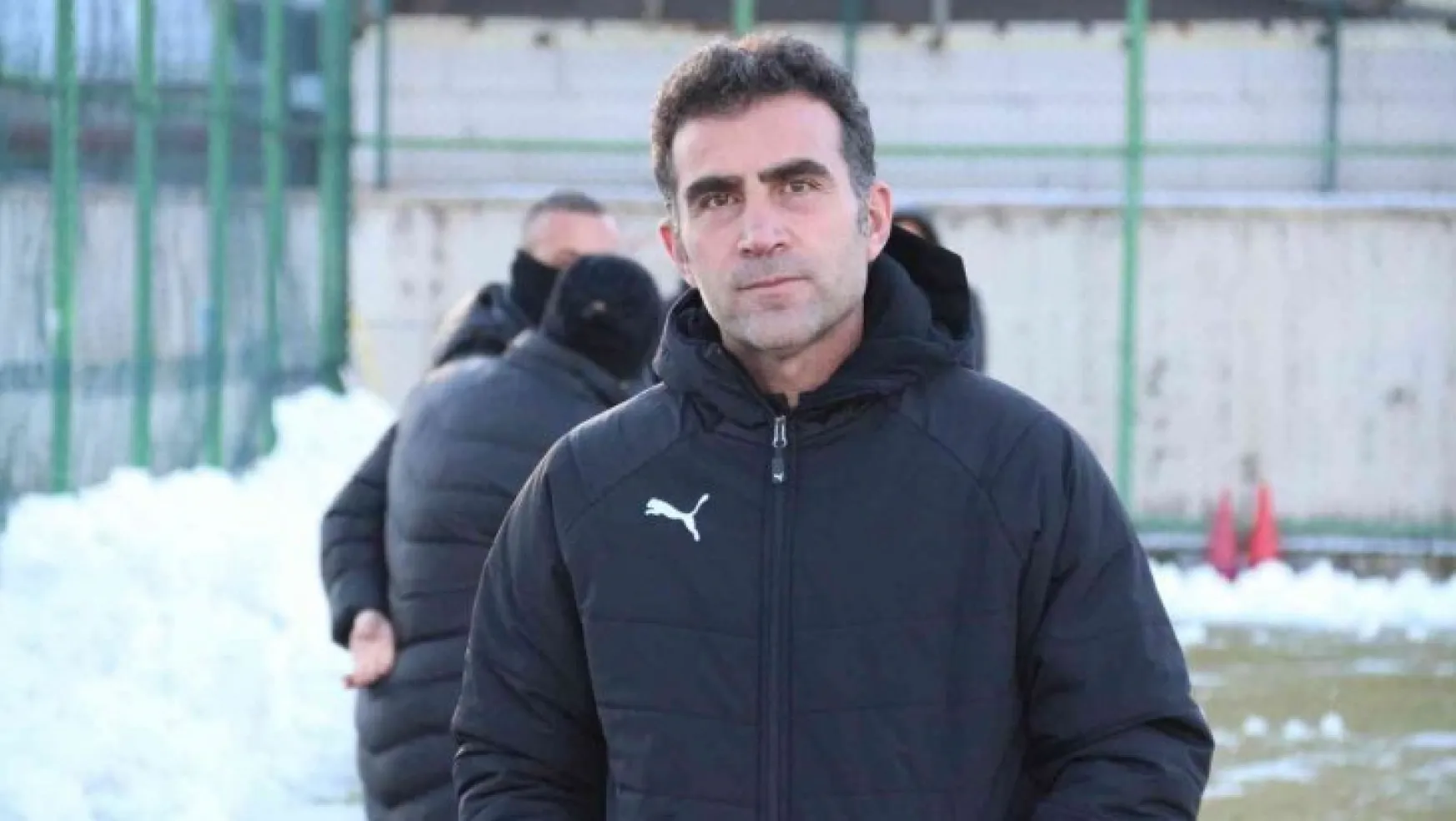 Sivas Belediyespor'da teknik direktör Yusuf Tokuş ilk idmanına çıktı