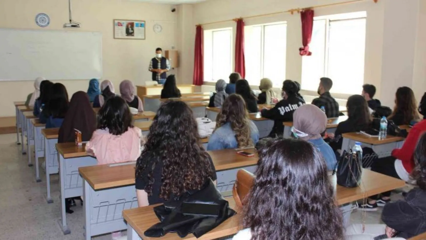 Sivas Cumhuriyet Üniversitesi 2. dönem tamamen yüz yüze eğitme geçmeyi planlıyor