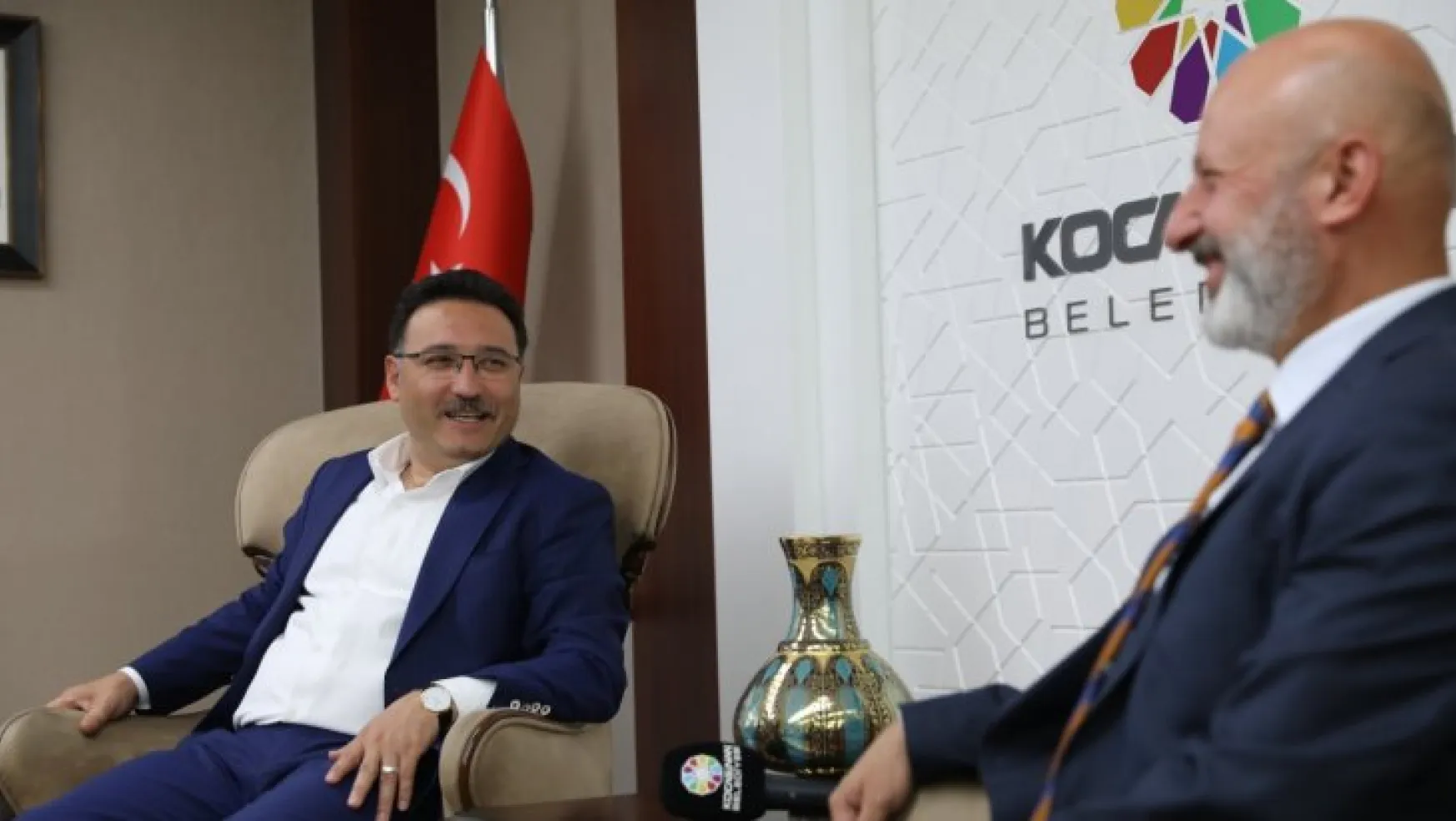 Vali Çiçek, Ahmet Çolakbayrakdar'a iade-i ziyarette bulundu