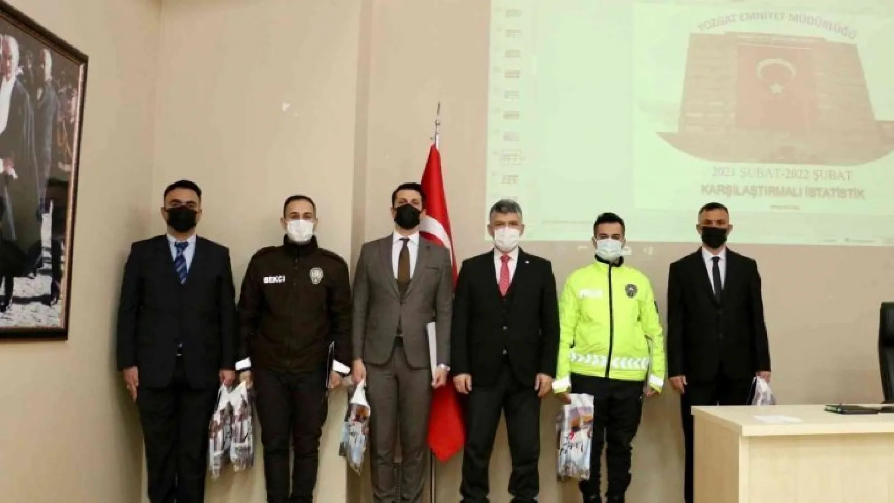 Yozgat'ta başarılı bekçi ve polisler ödüllendirildi
