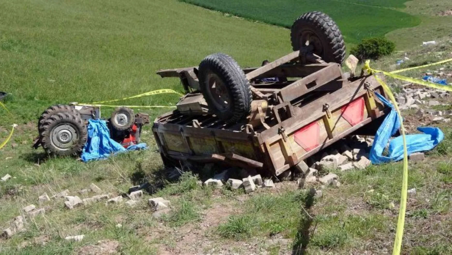 Yozgat'ta beton parke yüklü traktör devrildi: 1 ölü