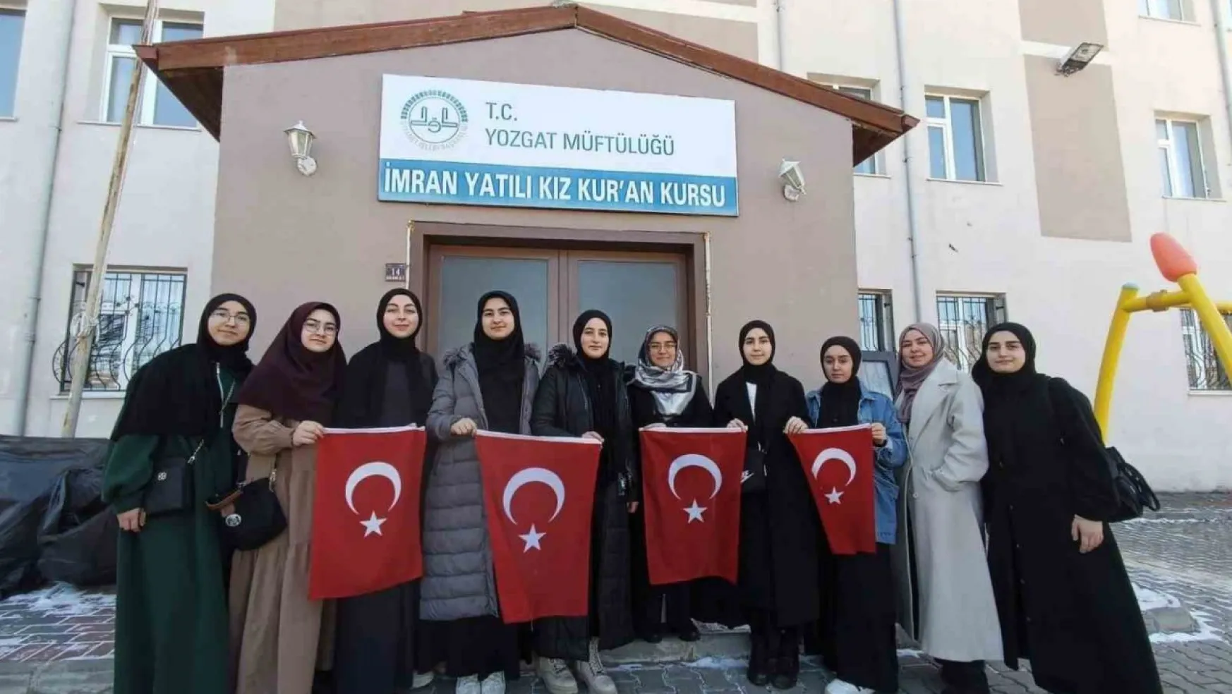 Yozgat'ta hafızlık eğitimini tamamlayan 43 öğrenci icazet belgesi aldı