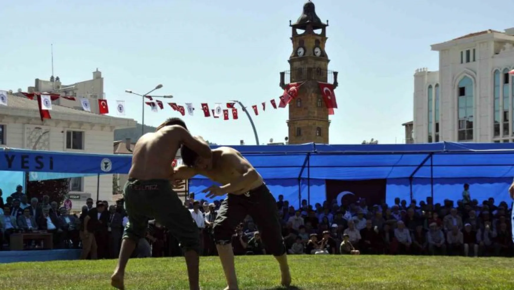 Yozgat'ta yağlı güreş müsabakaları başladı