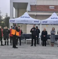 AFAD, öğrencilerle deprem tatbikatı gerçekleştirdi