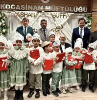 Ashab-ı Suffa Kur'an Kursu Minik Öğrencilerinden Dönem Sonu Programı
