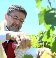 Bakan Yumaklı: '14 milyon 914 bin fidanla yeni bir rekora imza attık'