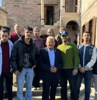 Başkan Büyükkılıç, Filistinli Öğrencilerle Talas'ta bir araya geldi