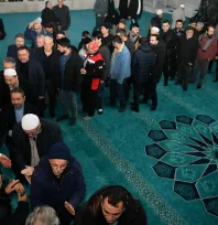 Başkan Büyükkılıç, sabah namazında vatandaşlarla buluştu