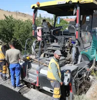 Başkan Çolakbayrakdar, 'Kırsal mahallelerimizde hizmet rekoru kırıyoruz'