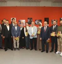 'Bi Dünya Sanat' Sergisi Açıldı