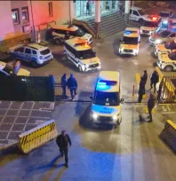 Çeşitli suçlardan toplam 77 yıl hapis cezasıyla aranan 17 şahıs yakalandı