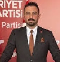 CHP Kayseri Teşkilatında sessizlik: Partiye Niyazi Ünalmış sahip çıkıyor