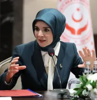 Çocukların beden algısını korumayı amaçlayan yeni bir sosyal medya düzenlemesi hayata geçiriliyor