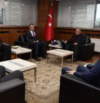 Dağcılık Federasyonu Heyeti Başkan Büyükkılıç'ı Ziyaret etti