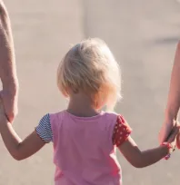 Devlet himayesindeki bin 201 çocuk yuvaya kavuştu