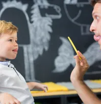 'Dil geriliği, günümüzün en büyük problemi'