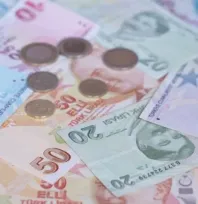 En düşük emekli aylığı 20 bin lira oluyor