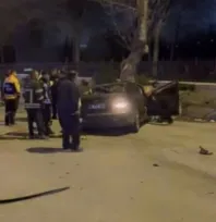 Feci kazada araç 200 metre savruldu: Bir Genç Hayatını Kaybetti