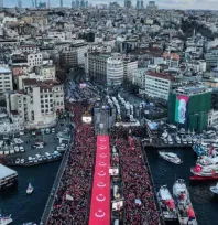 Galata'da Vicdanın Ayak Sesleri: 520 Bin Kişi Filistin İçin Yürüdü