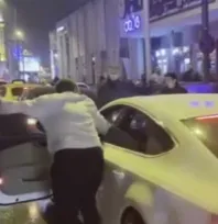 Gece Kulübü Kavgası: Polis Müdahalesi Linci Önledi