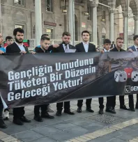 Genç Saadet: 'Ankara'da dayısı olmadığı için elenen gençlerin hikayesi bu ülkenin öğrenilmiş çaresizliği haline geldi'