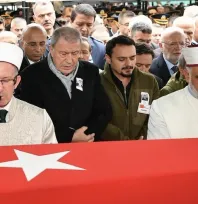 Hulusi Akar'dan Şehide Vefa: 'Ruhları Şad Olsun'