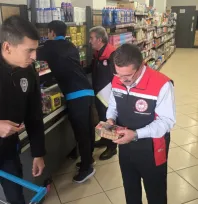 İncesu'daki zincir marketlerde denetim: Günü geçmiş gıdalar toplatıldı